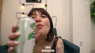 XRW-931把豐滿肉體的混血美女帶回家開內射派對 超激情的無套派女孩 不斷性愛中 麗日麗
