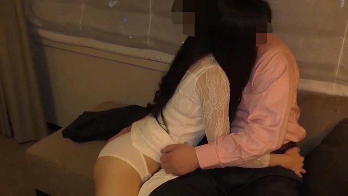 26歳ネイルサロン店長　いつの間にかオヤジにご奉仕する雌になってました