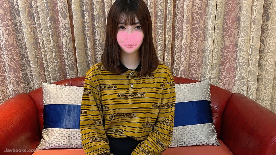 フランスハーフのような色白美乳ピチピチ20歳。塩対応だけれどチンポ挿入後、びしょ濡れマンコが強烈に反応、大量中出し。