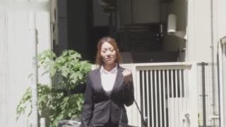 美人痴女上司とオフィスで二人きり1