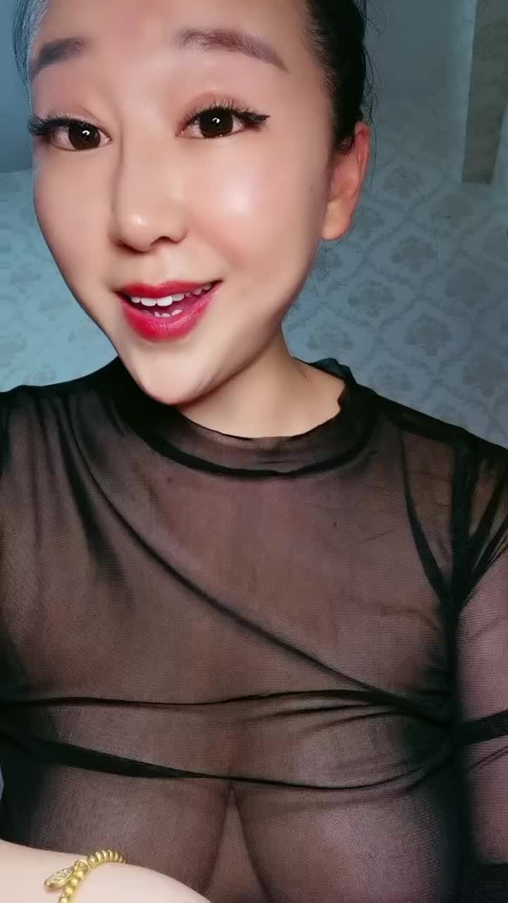 健身教练小乔_三月一号