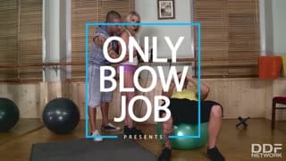 Double cock sucking for athletic blondie Lucy Heart at the Blowjob gym