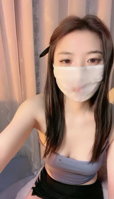 小八拍了拍你_诱惑特写_一月十五号