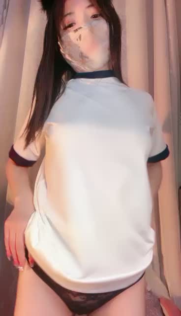 小八拍了拍你_诱惑特写_一月二十三号