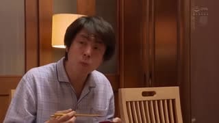  町內帳篷NTR 帳篷中被中出的妻子衝擊寢取映像 根尾朱里 JUY-945