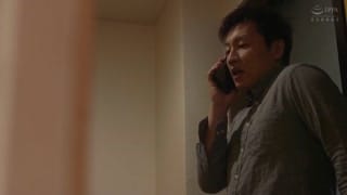 在脱衣的自慰俱乐部里 