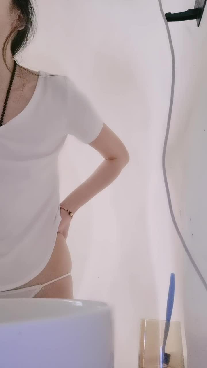 小妹_身材傲人二月二十三号