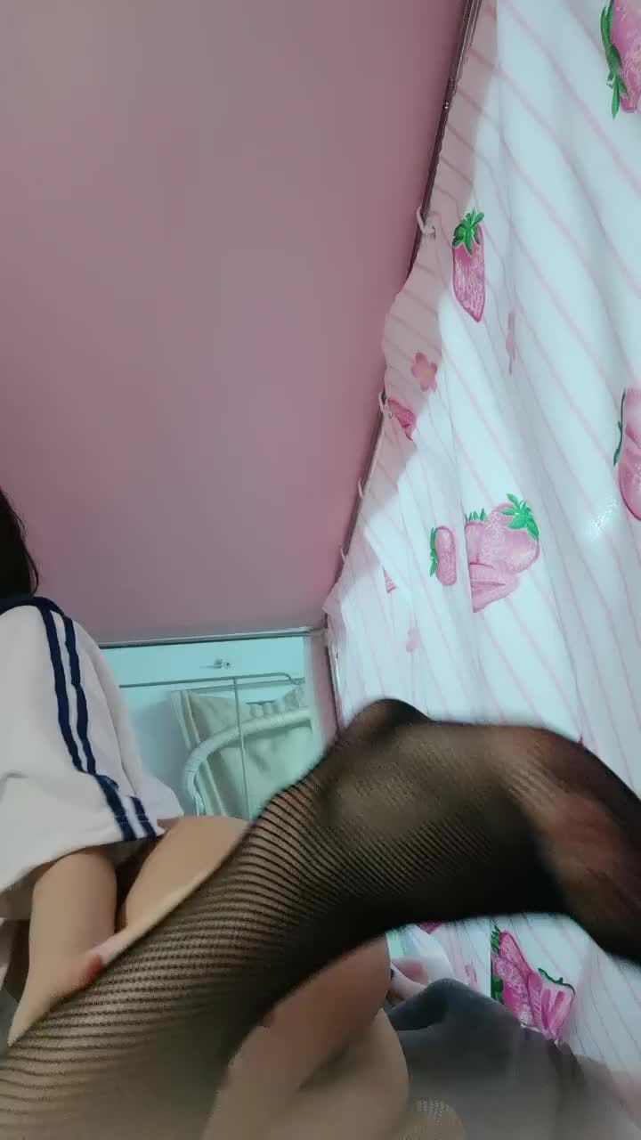 七囍少女口交自慰三月二十号