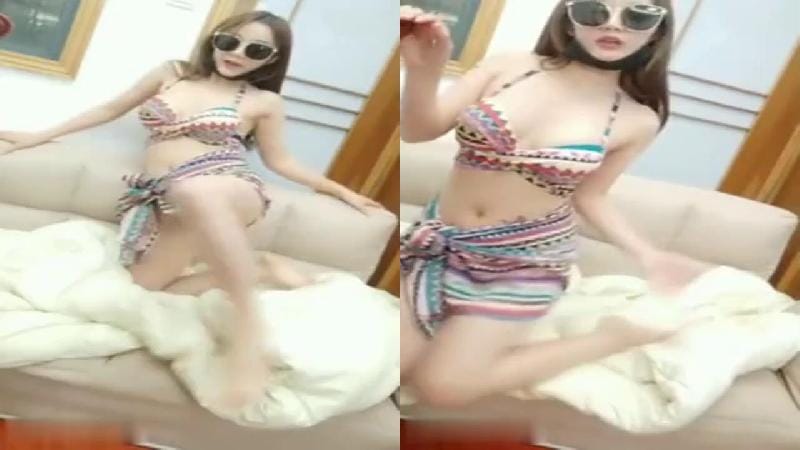 帶墨鏡的網紅賣片女神穿的花里花哨小妹妹很粉滴了風油精再用茄子樂 