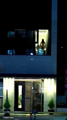 【普及知识】延吉市酒店事件-镜面玻璃晚上是可以看到室内的噢！小情侣吃了这个亏！