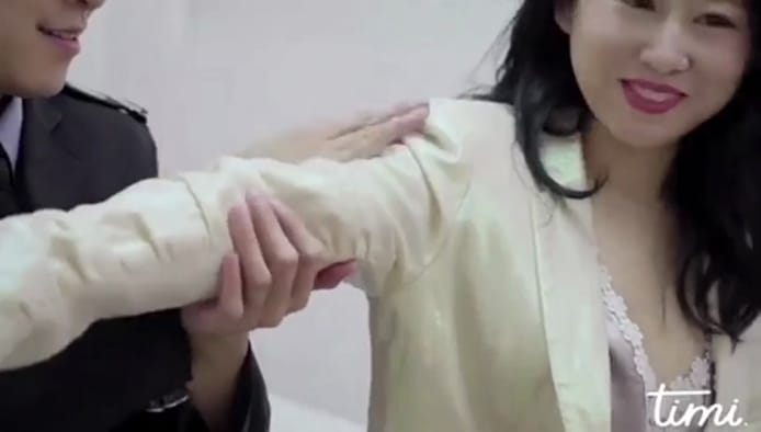 警察同志帮帮忙 - 徐筱欣.x264.aac