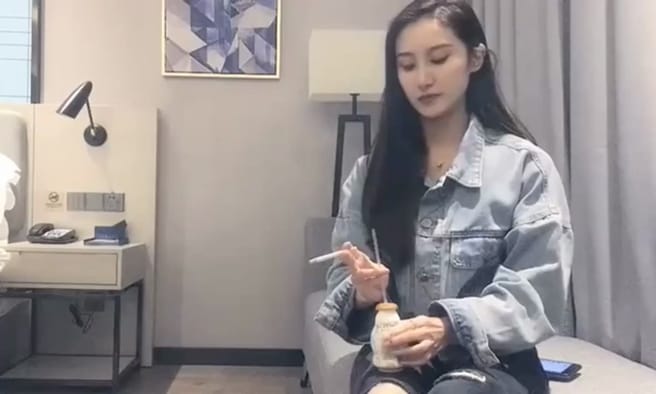 【太子探花极品】播音系美少女