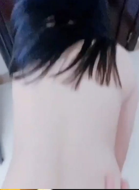 91涵菱 各種制服絲襪和男友啪啪福利 Part (48)
