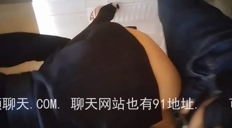 刺激，公厕站立后入同事