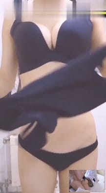 【超清专题】不逊于私人玩物的网红少女安娜Anna收费作品杨柳细腰一对车大灯超赞尤其是大乳头好像吸一吸舔一舔