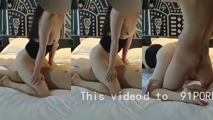 同事的老婆最好操！请同事出去出差就是为了这一刻！