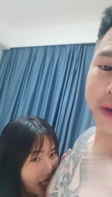 小姨子和姐夫乱伦 姐夫好威猛 操的小姨子淫叫不断