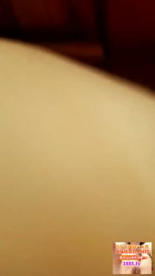 乖乖的妹子被调教得超听话，被干还怕叫出声得羞涩样子真迷人～