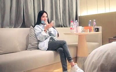 黑丝诱惑极品美乳上演强奸式啪啪妹子永生难忘的体验