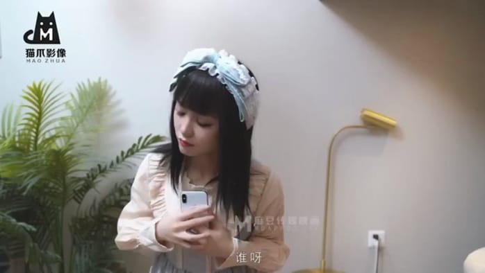MMZ-037俏丽直播主-寻小小