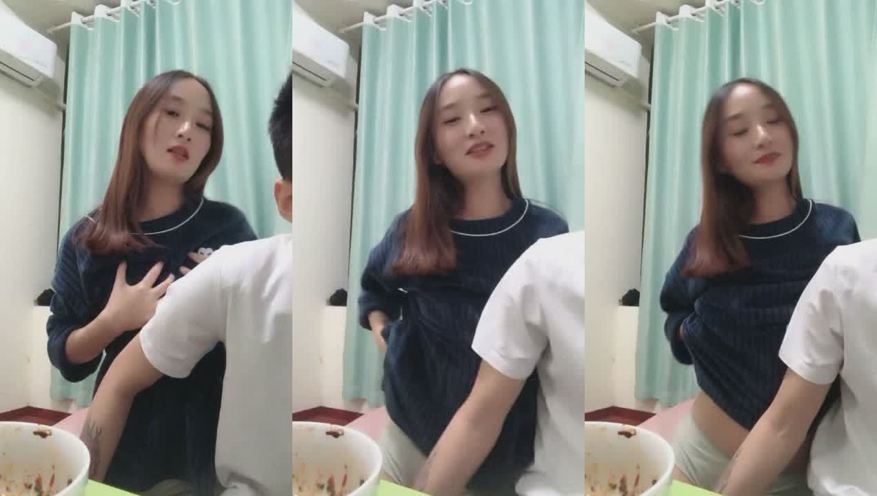 高颜值气质美女主播和炮友双人啪啪大秀 颜值高身边好姿势多 十分诱人