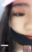丰满身材鸭舌帽妹子学生制服,沙发自摸奶子道具抽插毛毛较多,很是诱惑不要错过