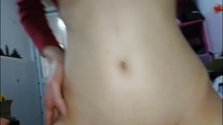 【超清专题】女友宿舍激情高清内射女友精液流出