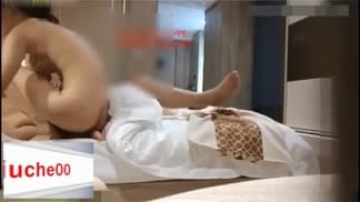 【国产馆】成都富商大老板酒店高价网约高颜值精致脸蛋外围气质美女聊会天培养下感情开始啪啪啪抱起来肏