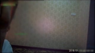 艺校超性感漂亮的小仙女包臀短裙职业装背着男友出来偷情