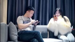 高端外围，极品舞蹈学院毕业生，一字马粉穴美乳。