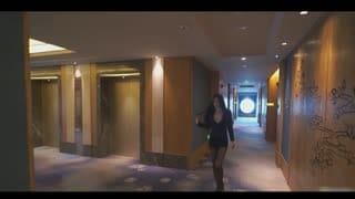 【果哥出品】极品豪乳女神颜瑜Yuki撅黑丝美臀遭咸猪手“白金版”高跟西装性感纹身 超级骚 高清1080P完整版