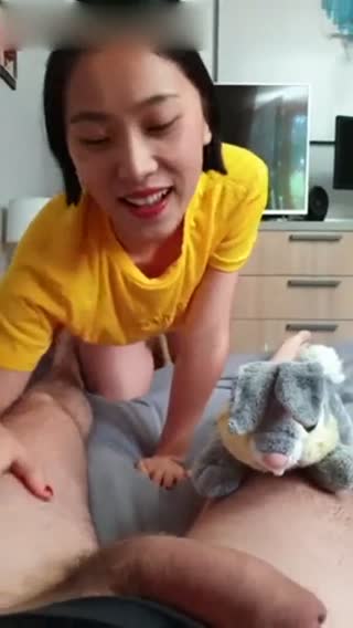刘玥与大屌炮友美好清晨 早餐尺大屌 津津有味 直接颜射口爆