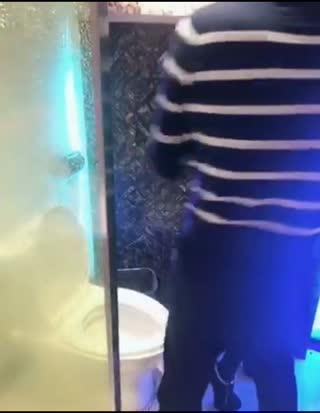 女神级性感美女和炮友剧情演绎-酒吧唱歌上厕所被人闯进来硬干,家中休息时又被物业强闯进来按倒插逼.国语!