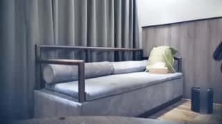 白衣甜美长腿萌妹