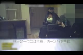 在客厅口爆后又到床上干,美女受不了直求饶