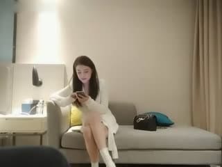 太子探花极品鸭哥代班长相甜美妹子，穿上吊带情趣装倒立口交骑乘后入猛操