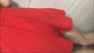猴急的小模~车上才稍微挑逗一下就把小裤裤脱了~回到家什么都不做就直接趴在床上等我操~