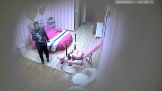 中年大叔与会计小姐的午夜激情~善用八爪椅的功能努力啪啪啪~