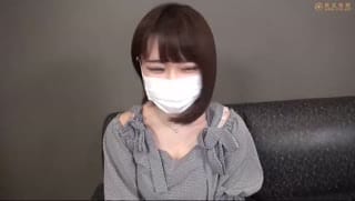 震惊美女摘下面罩的那一刻