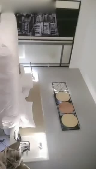 老哥约了个高颜值白衣妹子第二炮，口交上位骑乘大力猛操