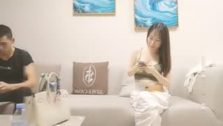 千人斩探花约了个性感高颜值妹子，掰穴抬腿特写站立侧入抽插上位骑乘