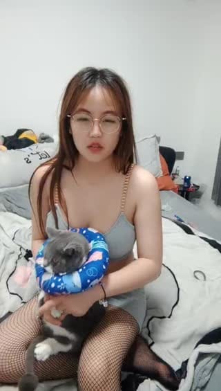 小姨子和姐夫05-22第二场.