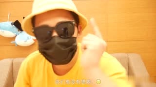 小青蛙 良心大作战~出轨人妻再次上线~诉苦后被各种道具调教~最后直接被3P~