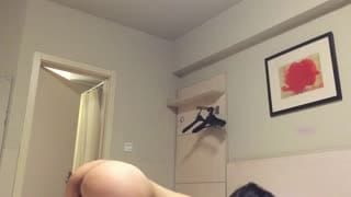 卷毛哥与他的三个炮友~到底谁才是真爱？